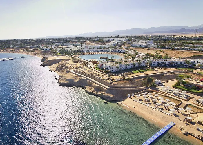 Domina Oasis Hotel & Resort
