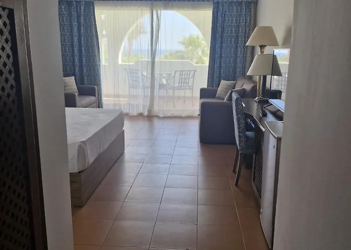 Domina Coral Bay Private Home